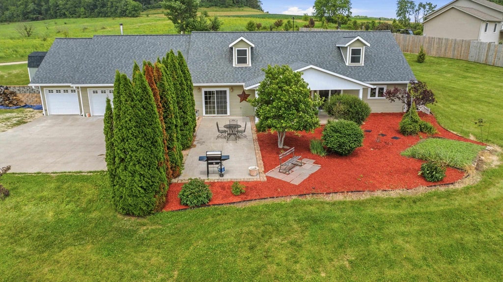 Photo of Bellevue, IA 52031 (MLS # 155122)