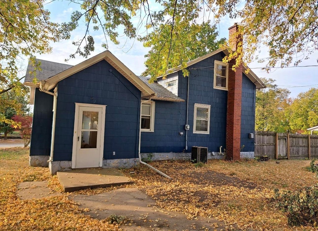 Photo of Manchester, IA 52057 (MLS # 155610)