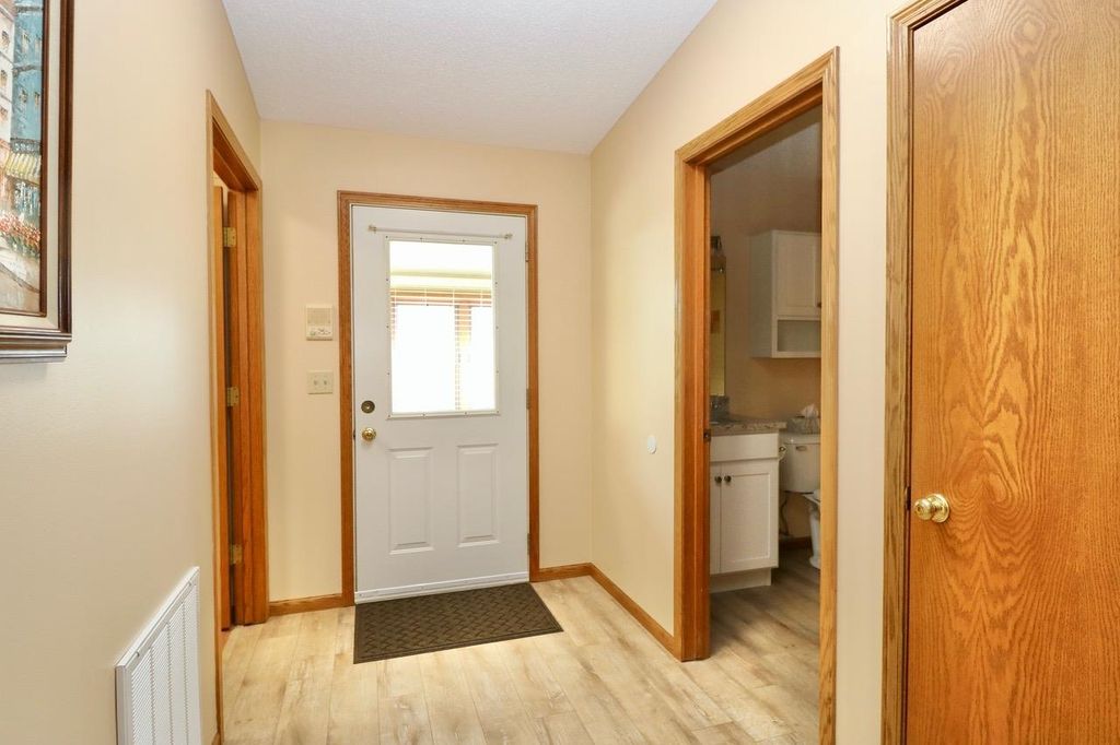 Photo of Dubuque, IA 52001 (MLS # 154255)