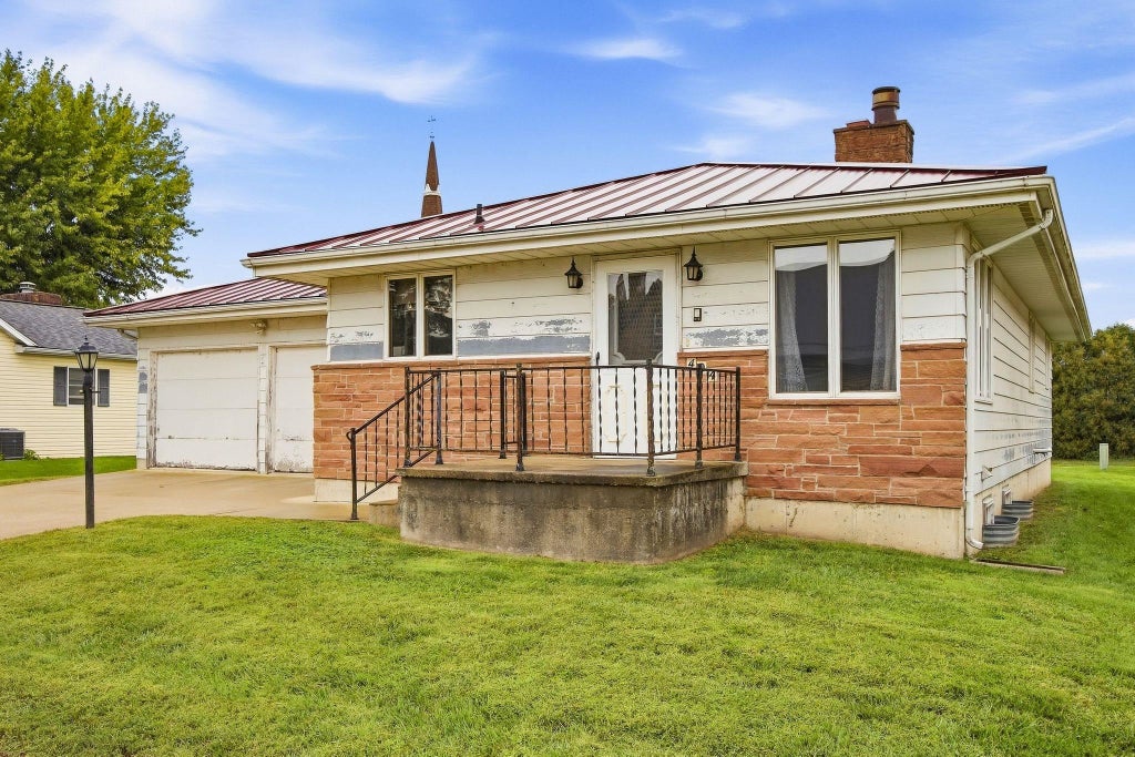 Photo of Cascade, IA 52033 (MLS # 155770)