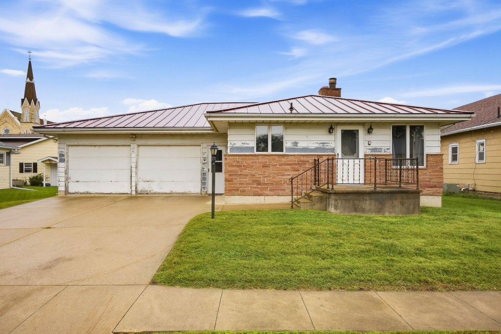 Photo of Cascade, IA 52033 (MLS # 155770)