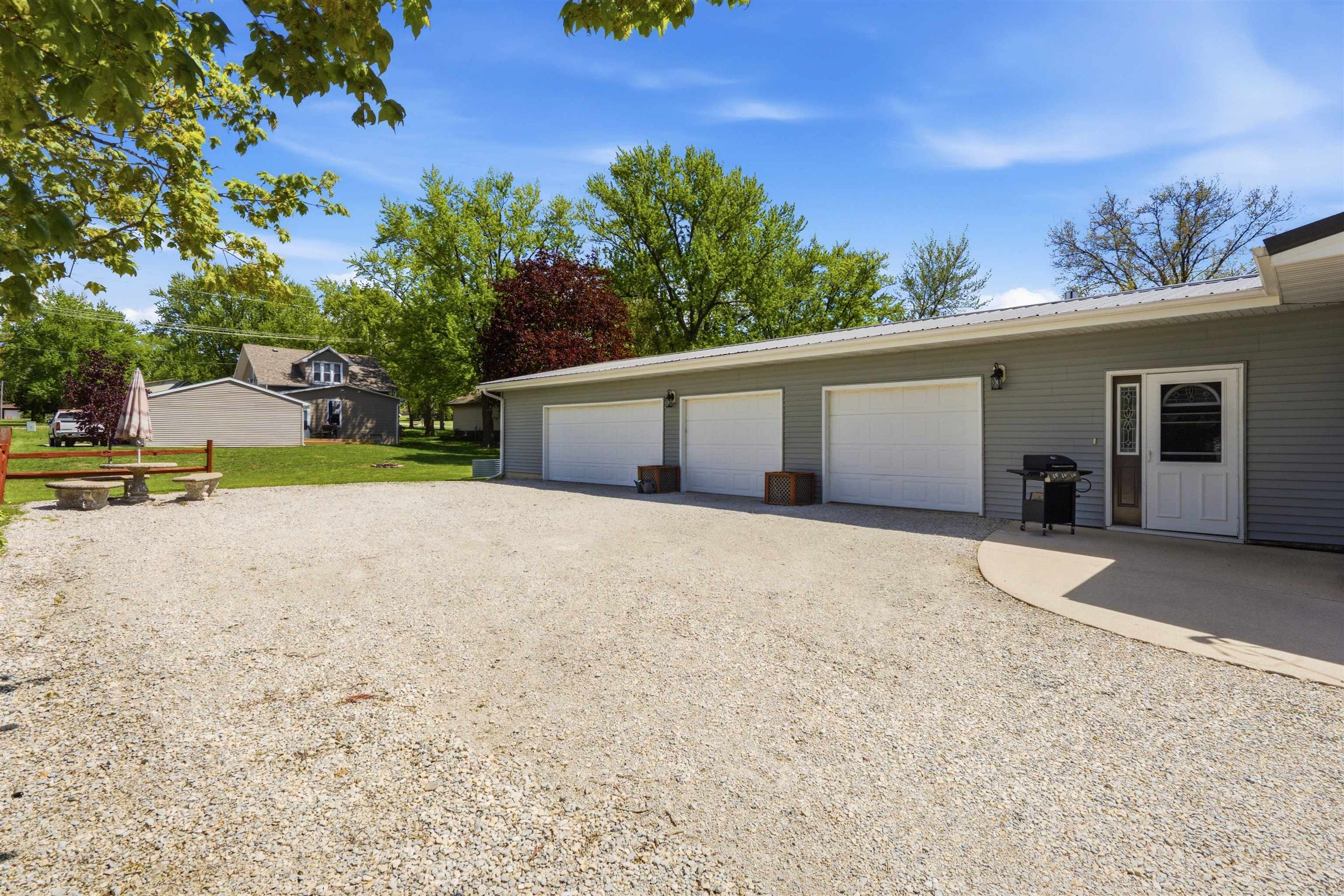 435 S 4TH STREET Street - Photo 2
