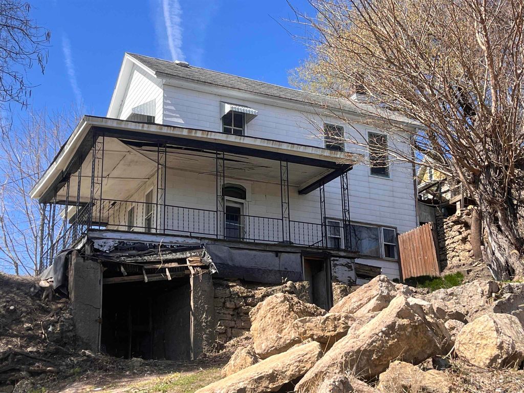 Photo of Dubuque, IA 52001 (MLS # 154326)