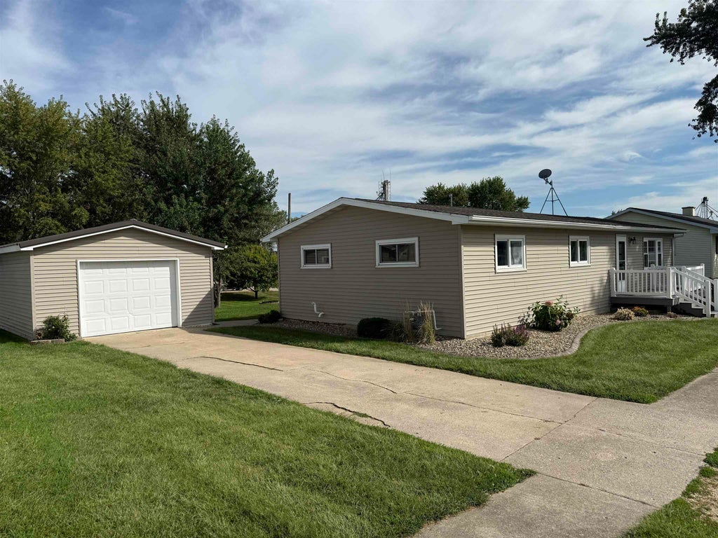 Photo of Petersburg, IA 52040 (MLS # 155670)