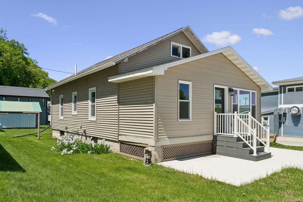 Photo of Clayton, IA 52049 (MLS # 154606)
