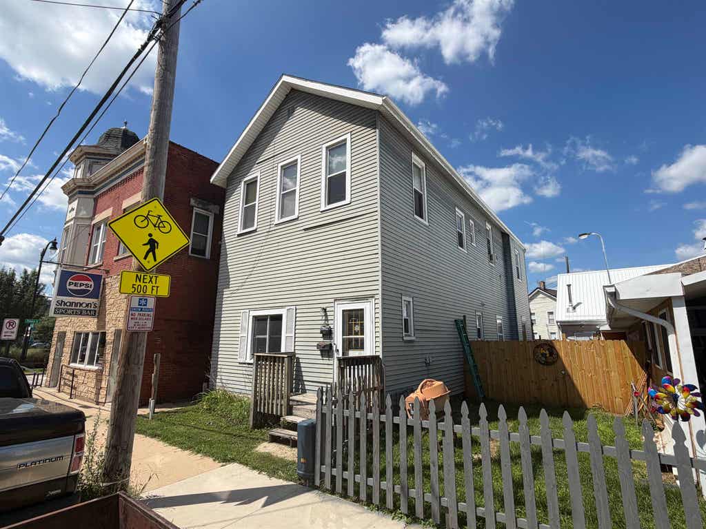Photo of Dubuque, IA 52001 (MLS # 155552)