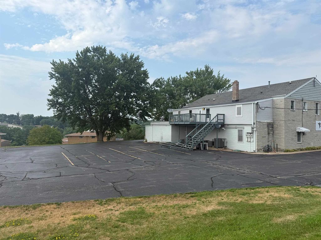 Photo of Dubuque, IA 52002 (MLS # 155300)