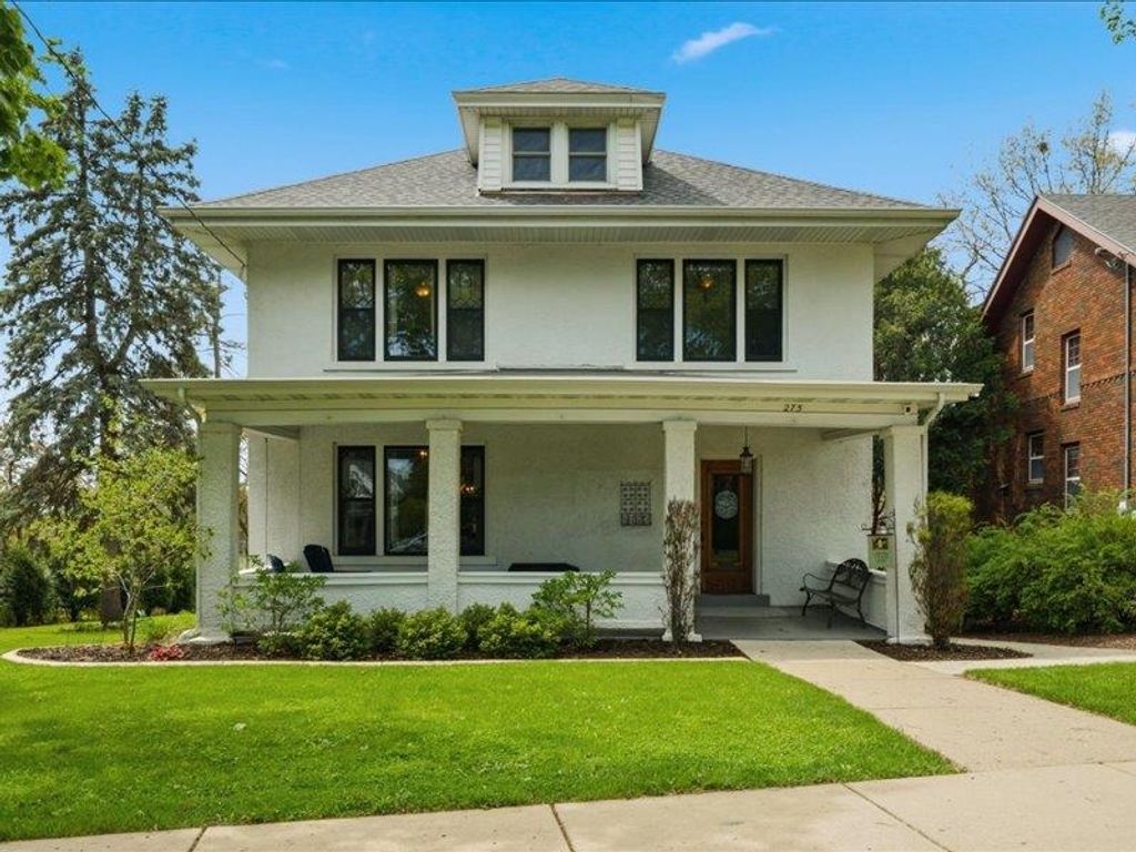 Photo of Dubuque, IA 52001 (MLS # 154509)