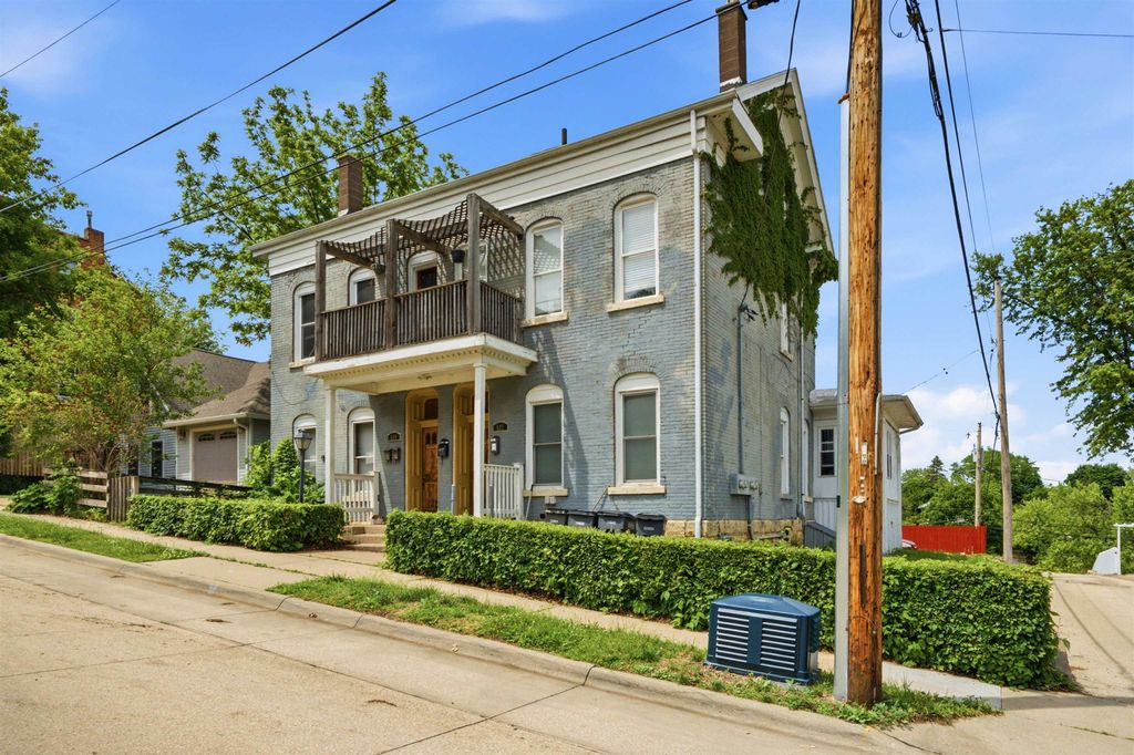 Photo of Dubuque, IA 52001 (MLS # 154669)