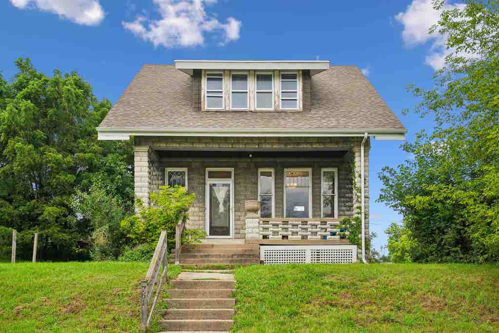 Photo of Dubuque, IA 52001 (MLS # 155492)