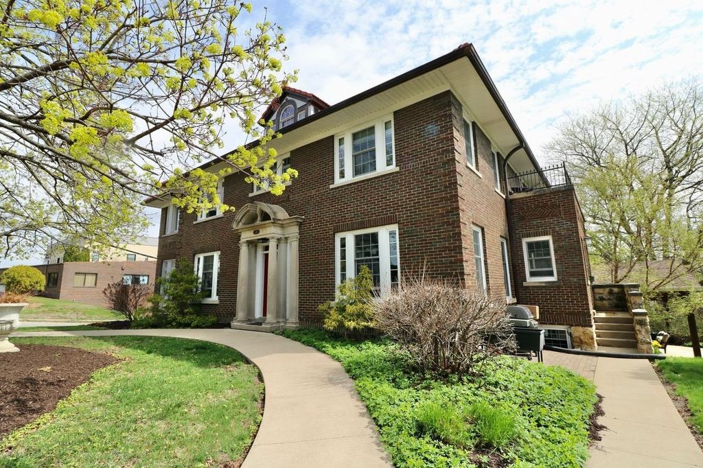 Photo of Dubuque, IA 52002 (MLS # 154381)