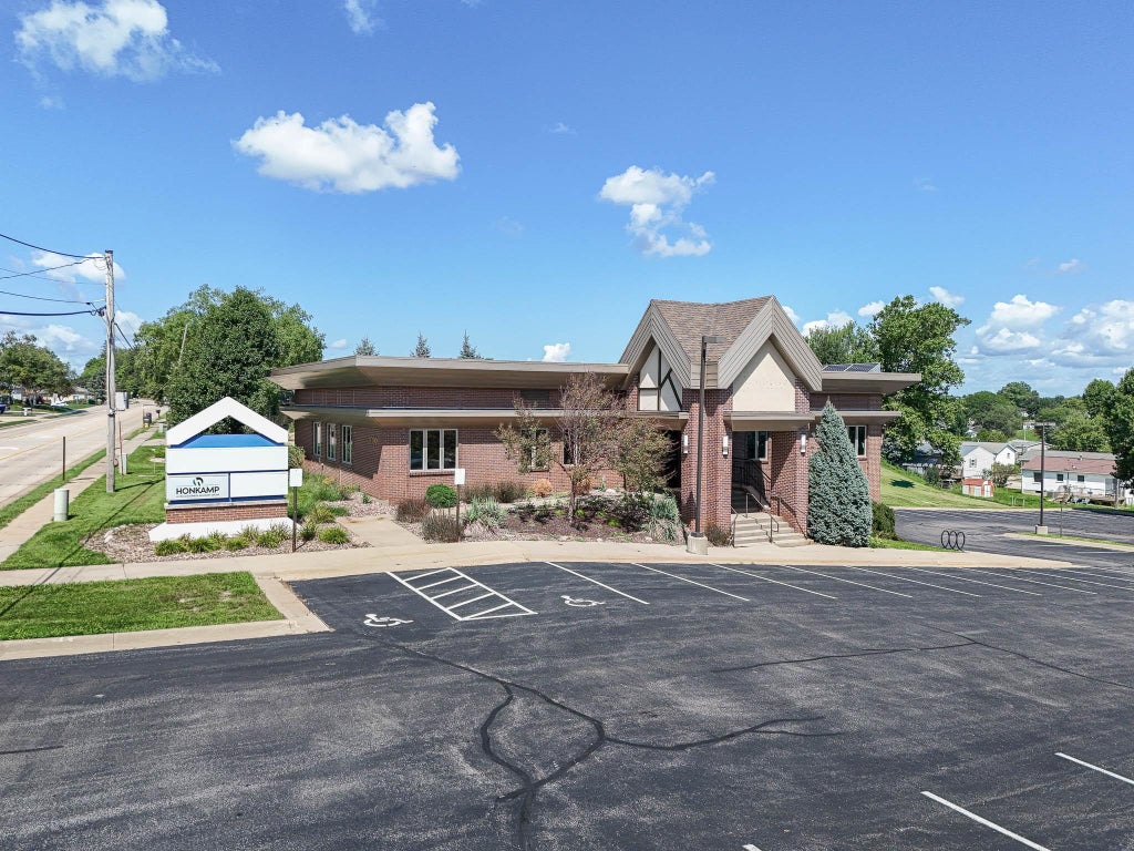 Photo of Dubuque, IA 52002 (MLS # 155530)