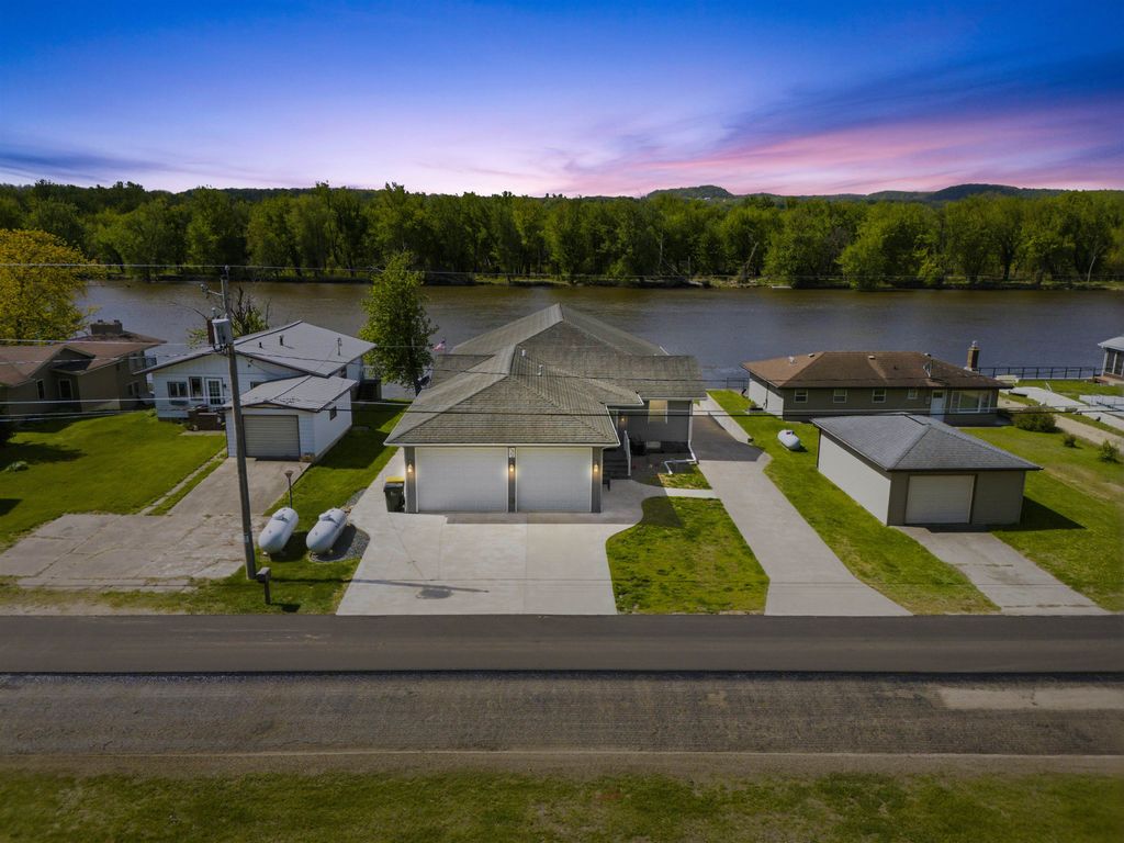 Photo of Cassville, WI 53806 (MLS # 154575)