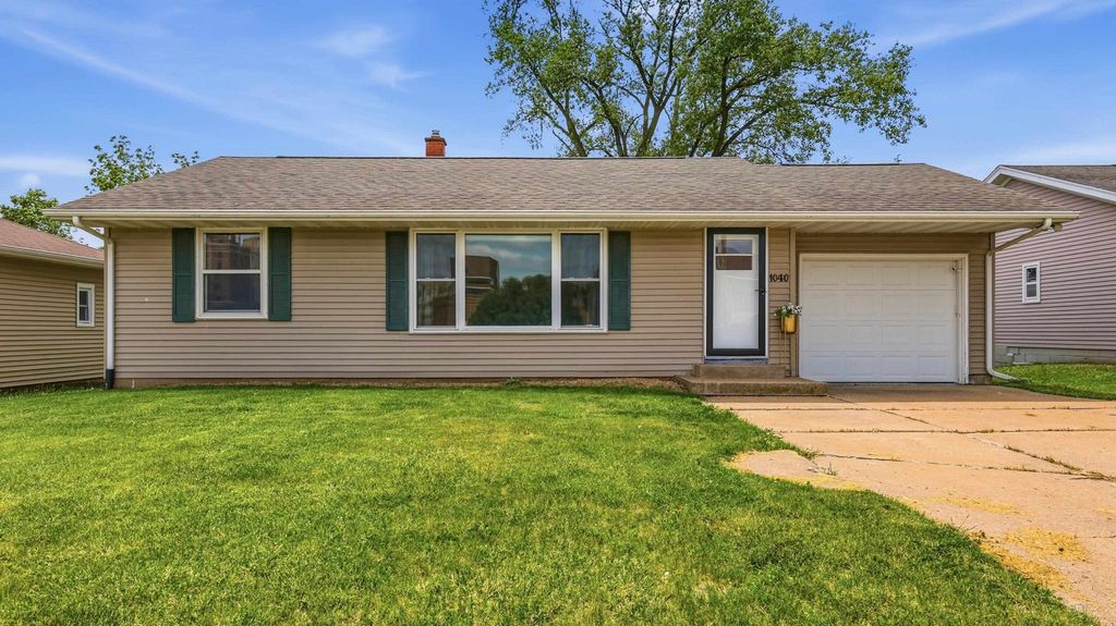 Photo of Dubuque, IA 52001 (MLS # 154666)