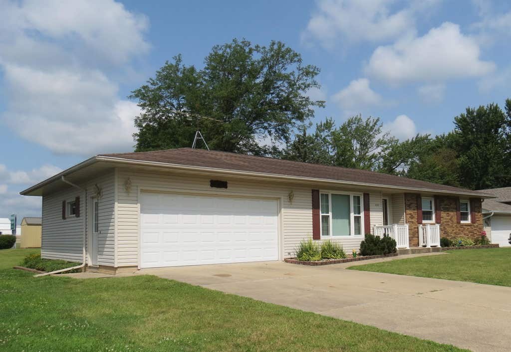 Photo of Maquoketa, IA 52060 (MLS # 155373)