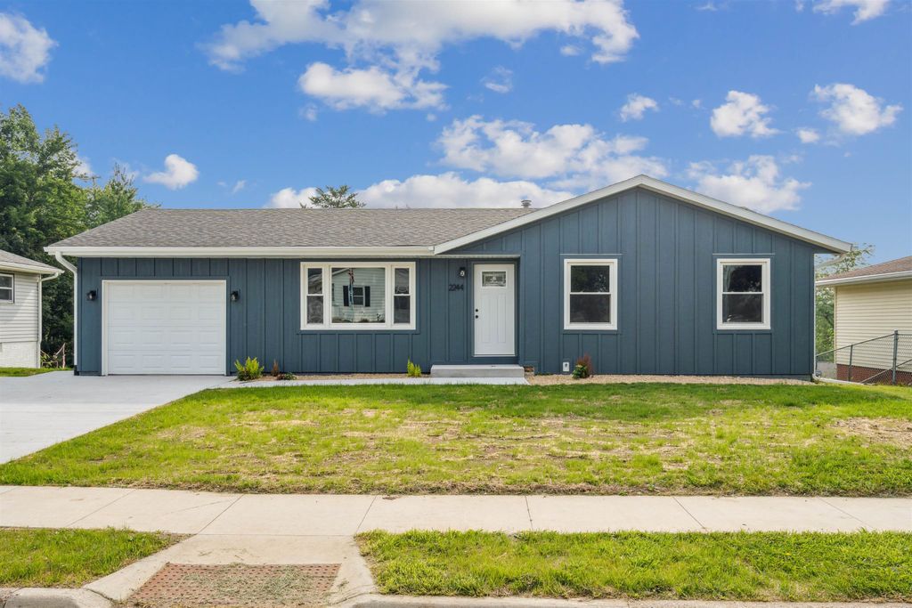 Photo of Dubuque, IA 52002 (MLS # 154505)