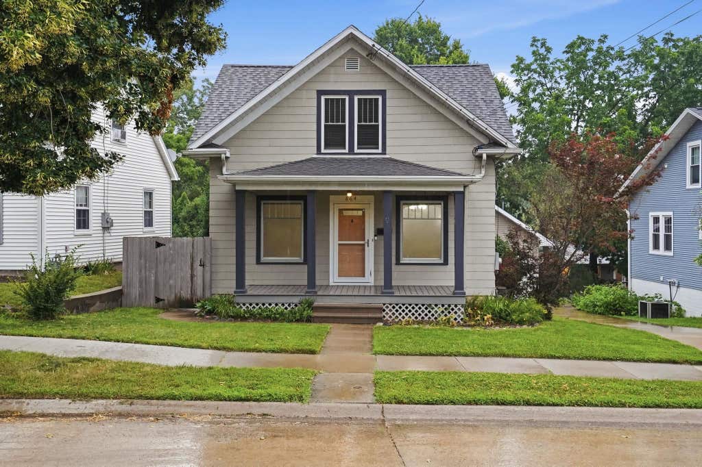 Photo of Dubuque, IA 52003 (MLS # 155258)