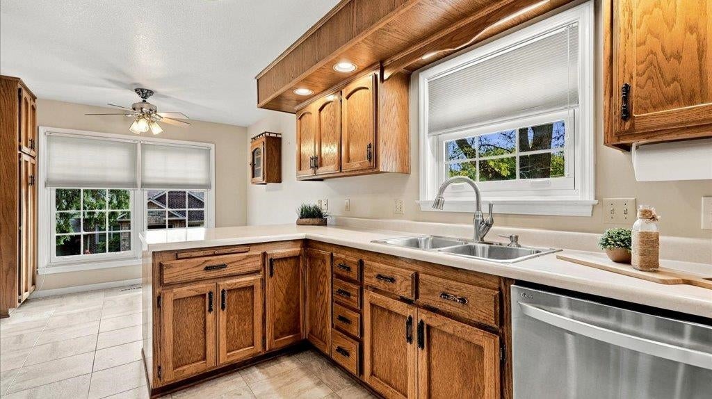Photo of Dubuque, IA 52003 (MLS # 155936)