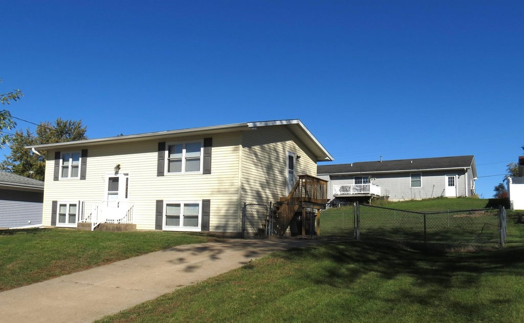 Photo of Maquoketa, IA 52060 (MLS # 155975)