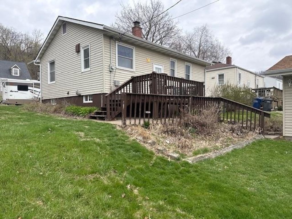 Photo of Dubuque, IA 52003 (MLS # 154350)