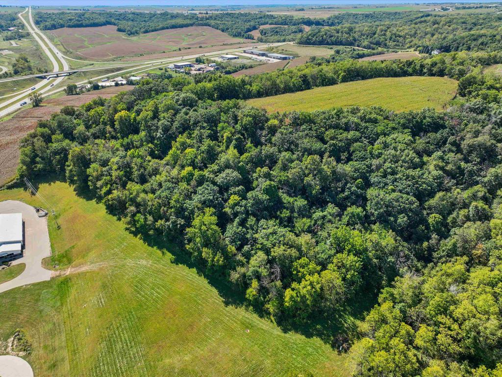 Photo of Dubuque, IA 52003 (MLS # 154290)