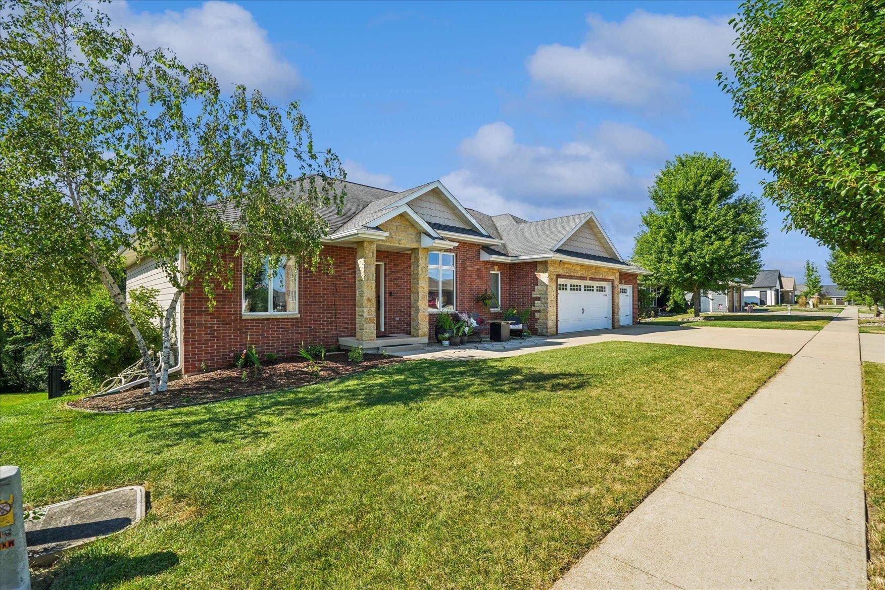 1918 Creek Wood Drive