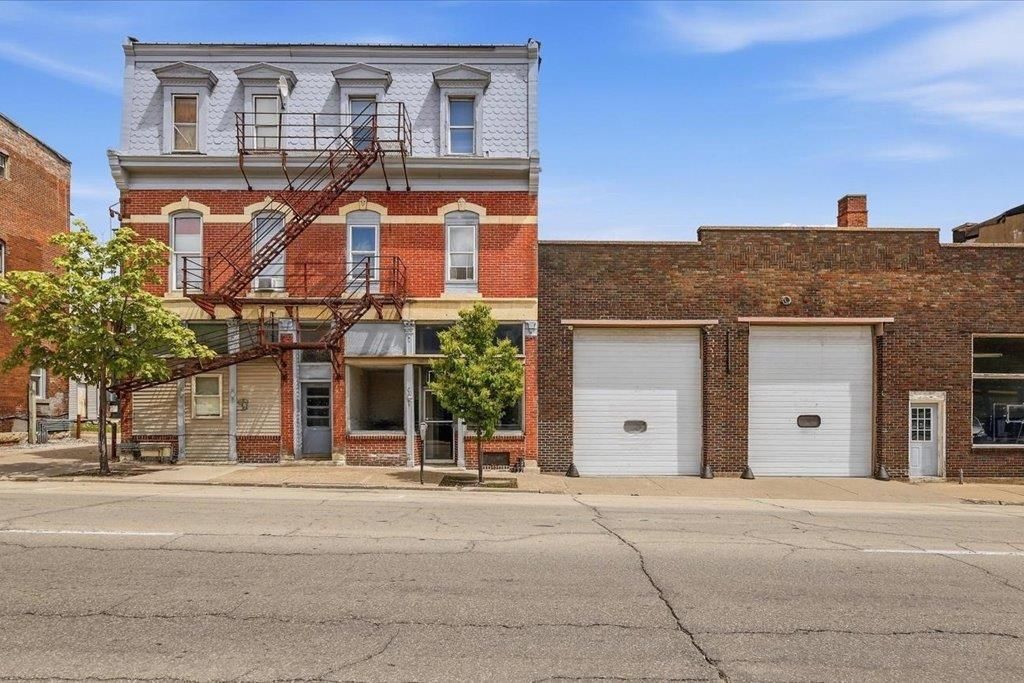 Photo of Dubuque, IA 52001 (MLS # 154584)