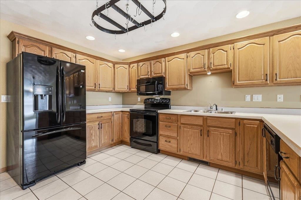 Photo of Dubuque, IA 52002 (MLS # 154501)