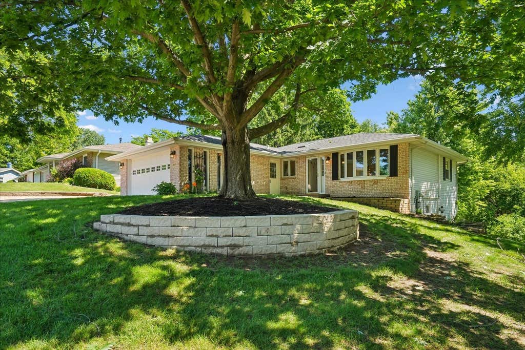 Photo of Dubuque, IA 52001 (MLS # 154998)