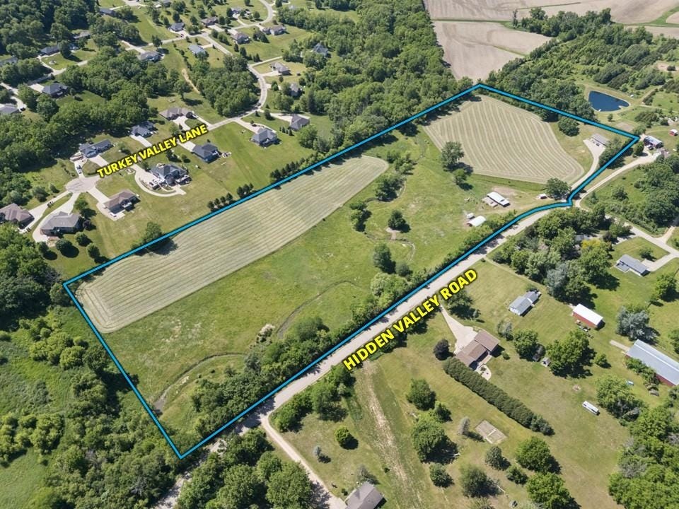 Photo of Dubuque, IA 52003 (MLS # 154858)