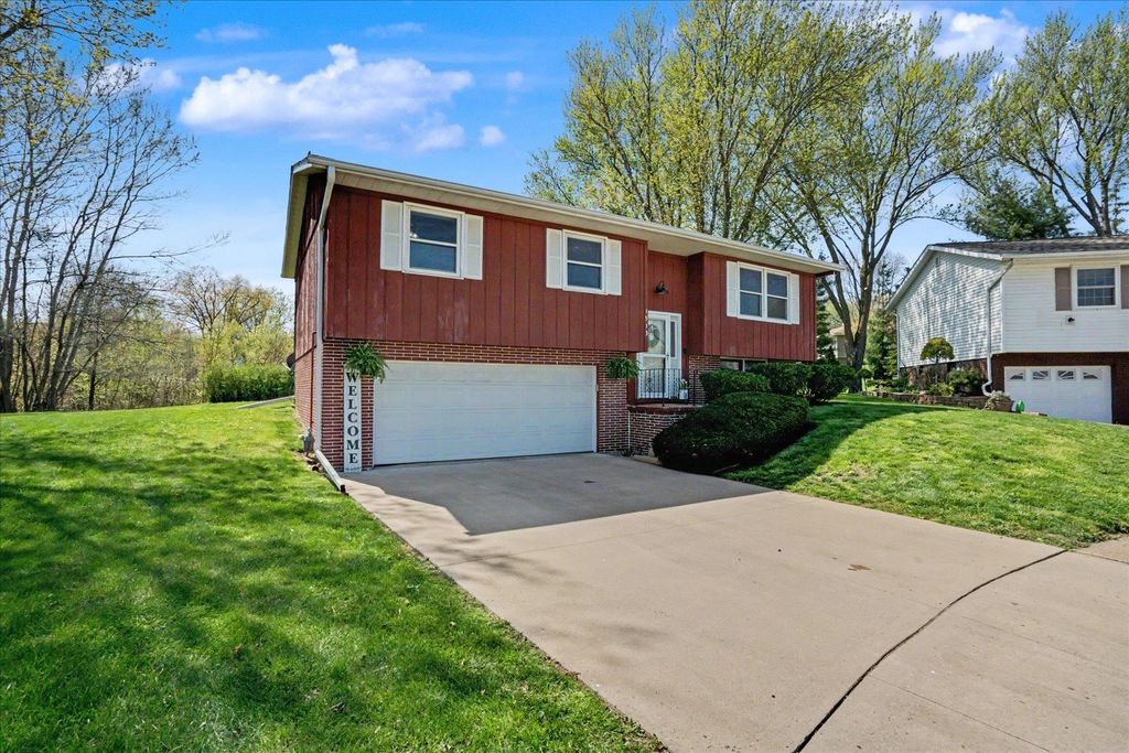 Photo of Dubuque, IA 52002 (MLS # 154449)