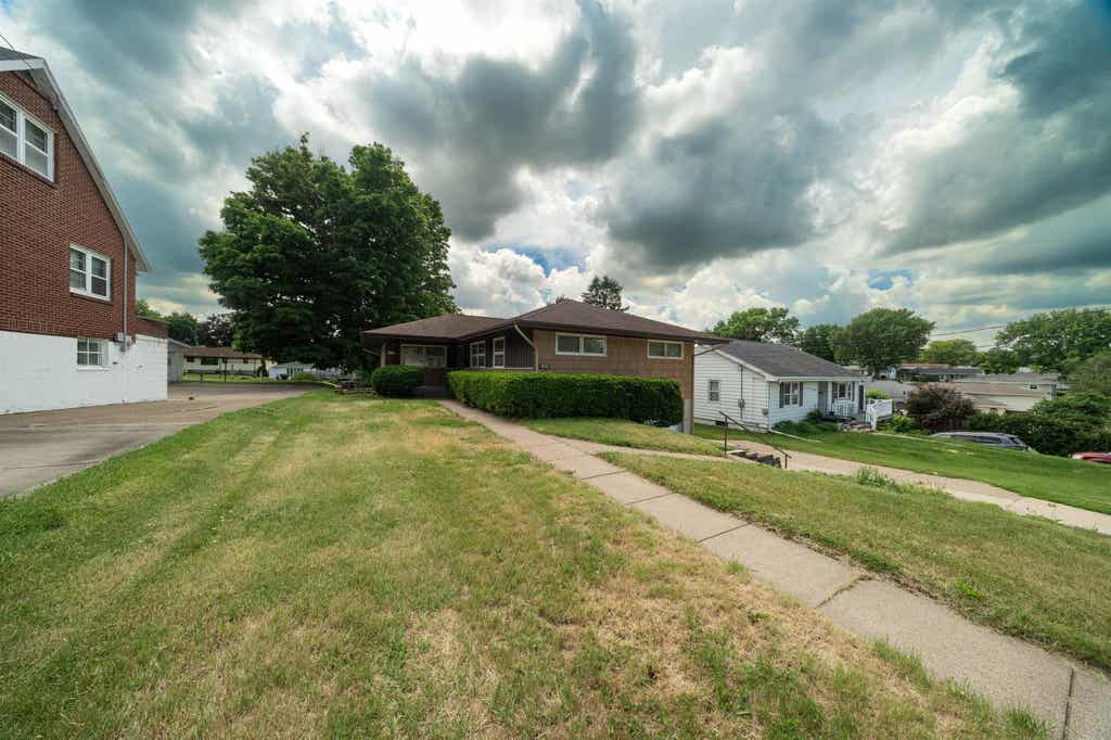 Photo of Dubuque, IA 52001 (MLS # 154863)