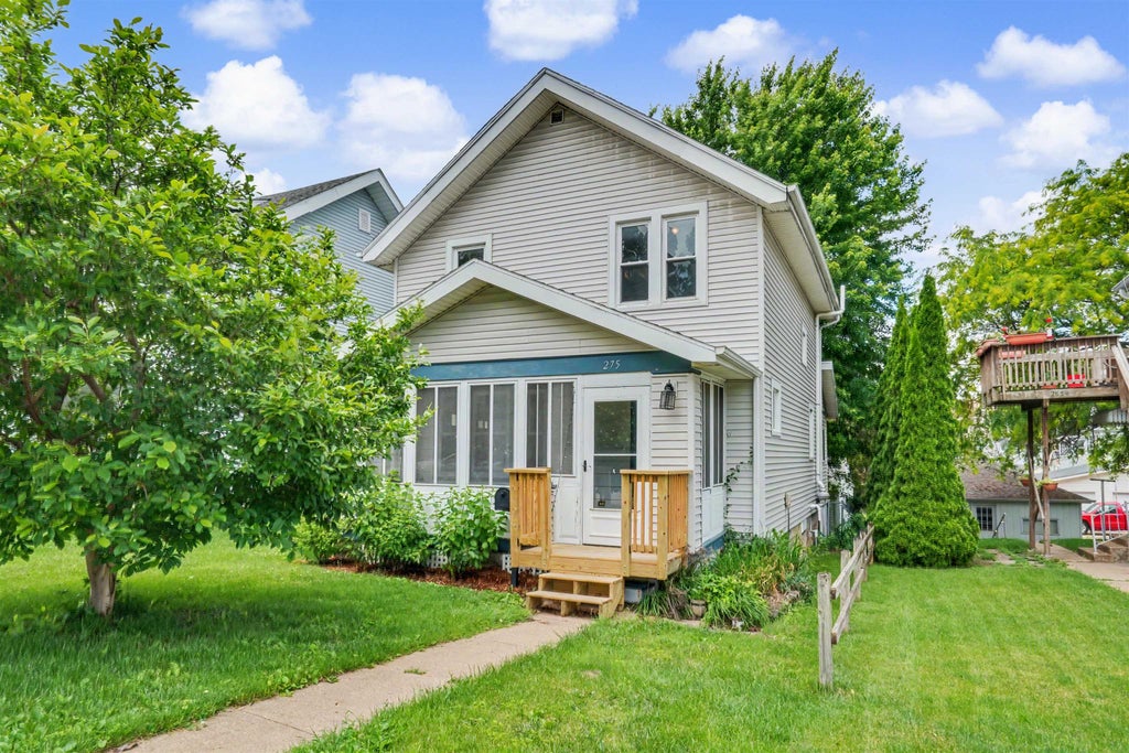 Photo of Dubuque, IA 52001 (MLS # 155174)