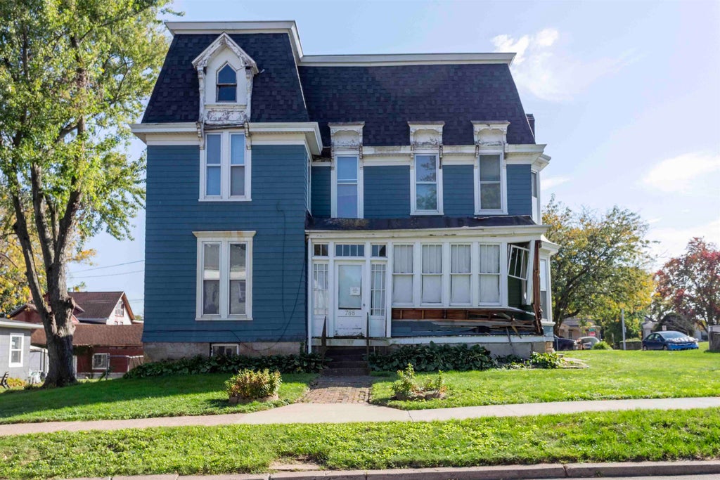 Photo of Dubuque, IA 52001 (MLS # 155963)