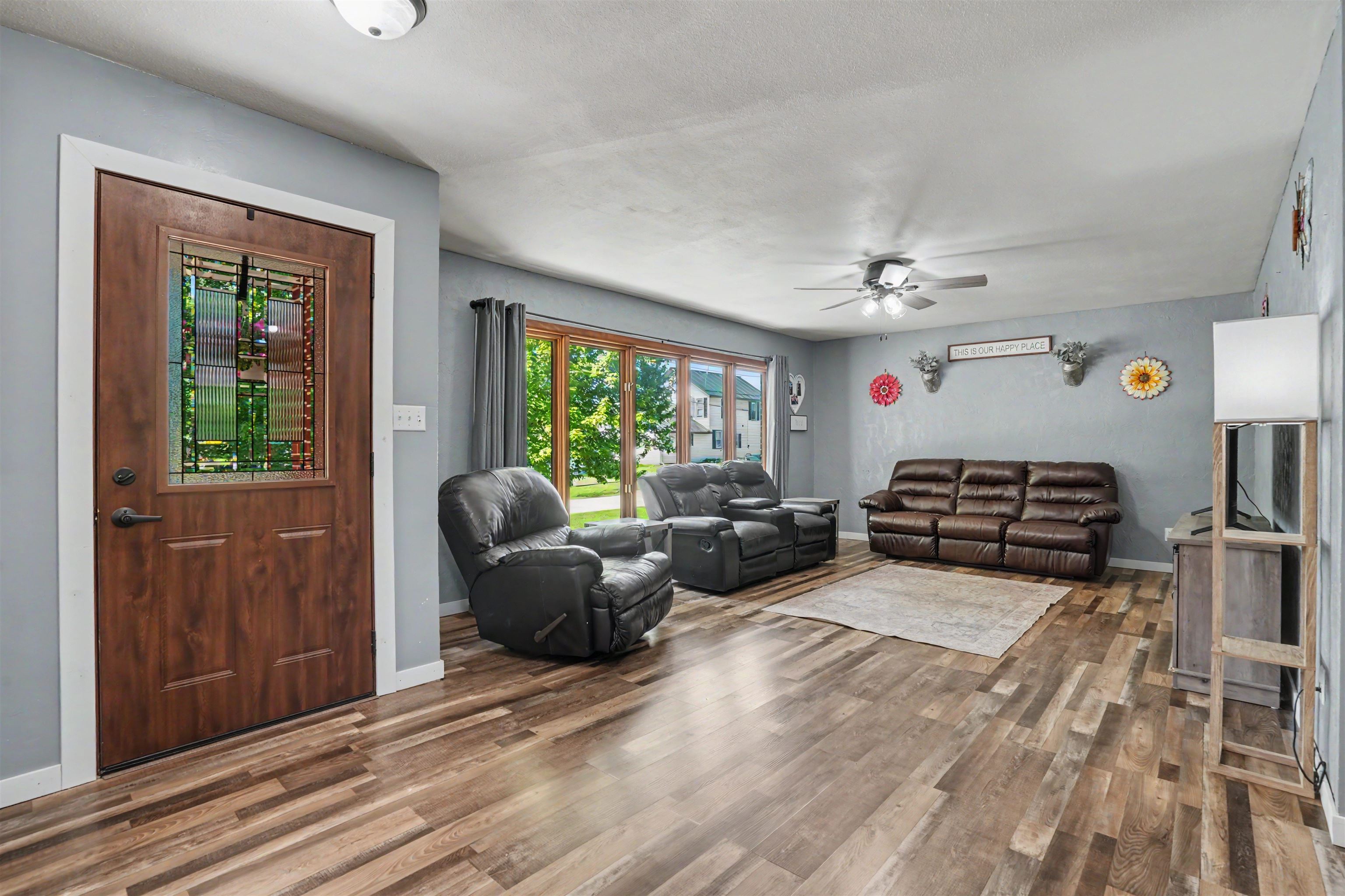 107 SE 3rd Avenue