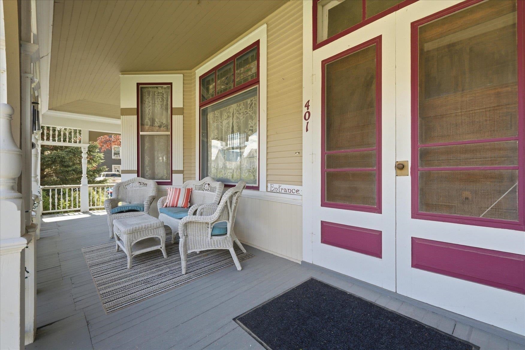 401 NW 1st Street - Photo 3