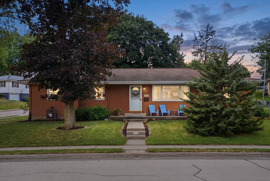 Photo of Dubuque, IA 52001 (MLS # 155285)