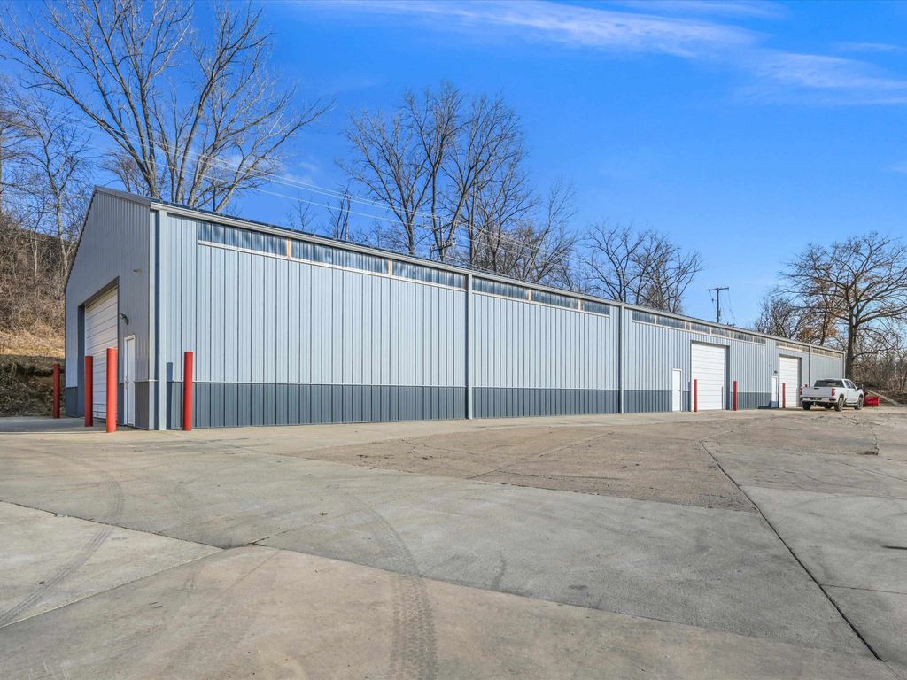 Photo of Dubuque, IA 52002 (MLS # 154592)