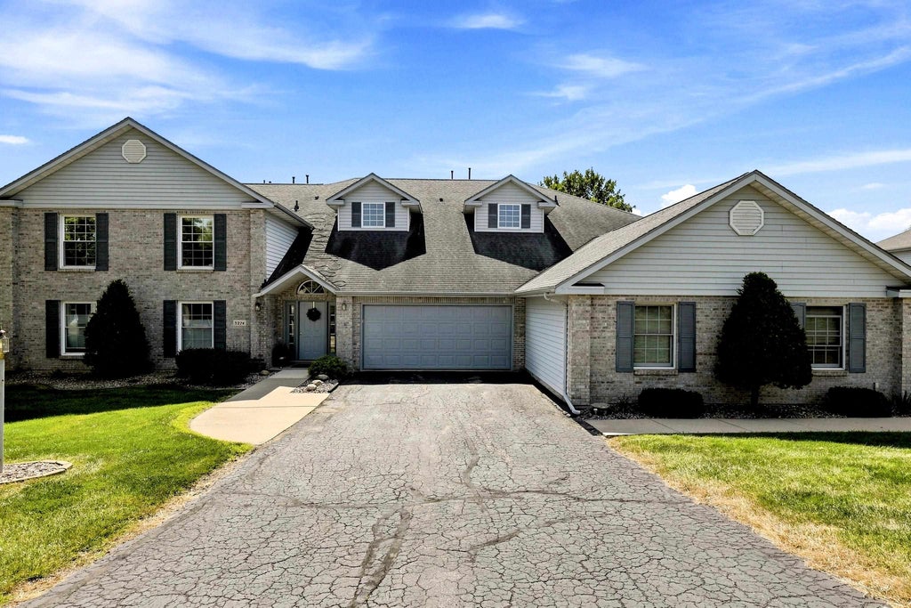 Photo of Dubuque, IA 52003 (MLS # 155626)