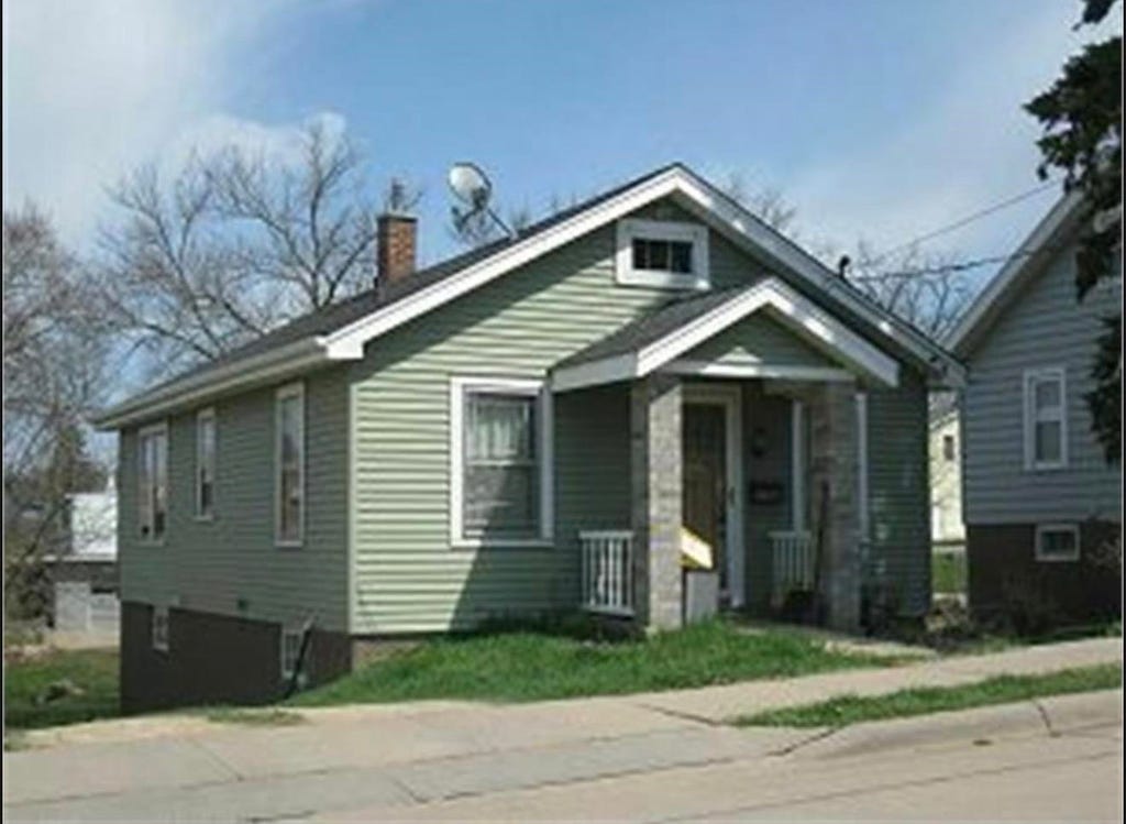 Photo of Dubuque, IA 52001 (MLS # 155052)