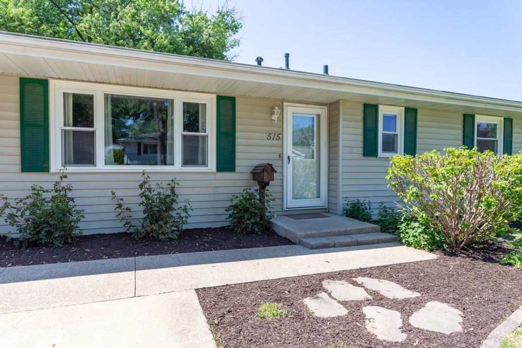 Photo of Dubuque, IA 52001 (MLS # 154682)