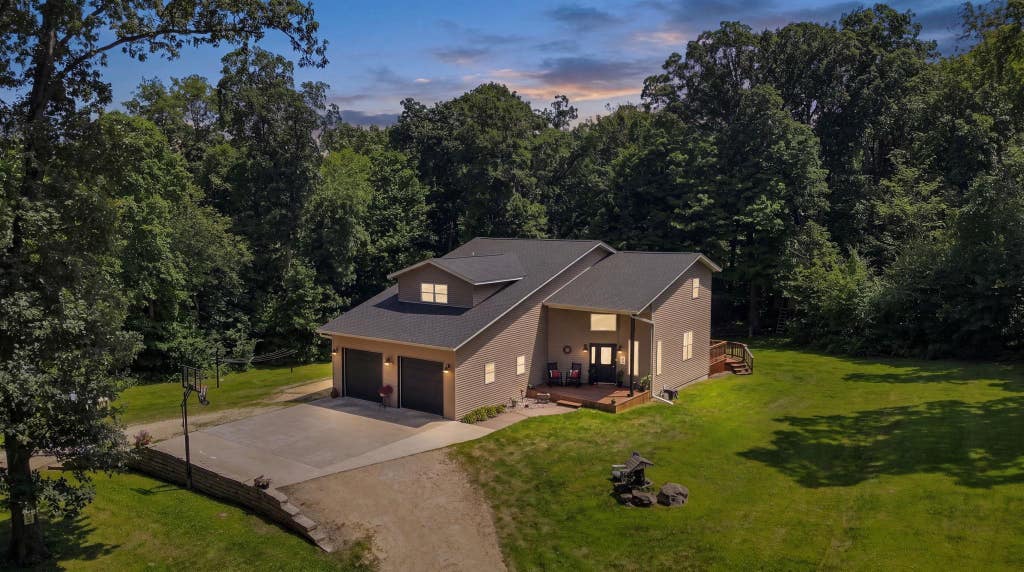 Photo of Platteville, WI 53818 (MLS # 155338)
