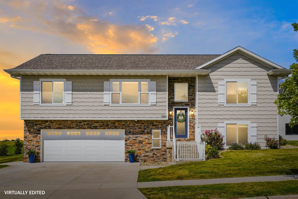 Photo of Dubuque, IA 52003 (MLS # 155688)