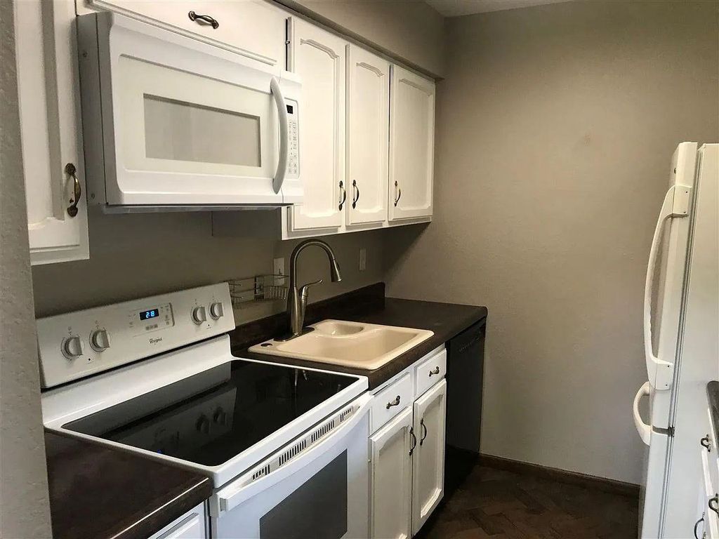 Photo of Dubuque, IA 52001 (MLS # 154427)