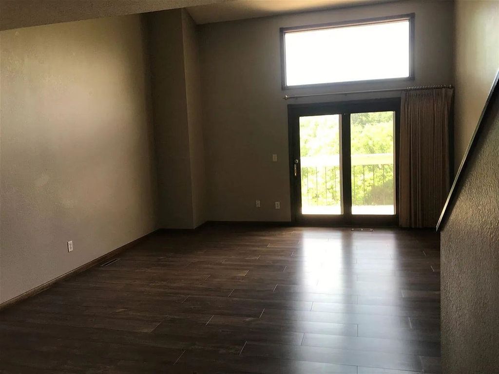 Photo of Dubuque, IA 52001 (MLS # 154427)