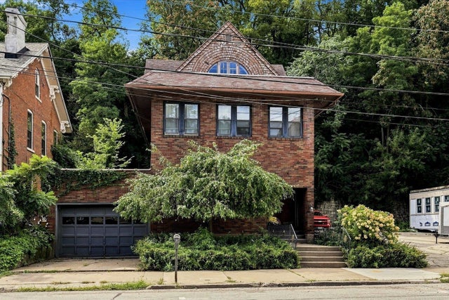 679 Bluff Street