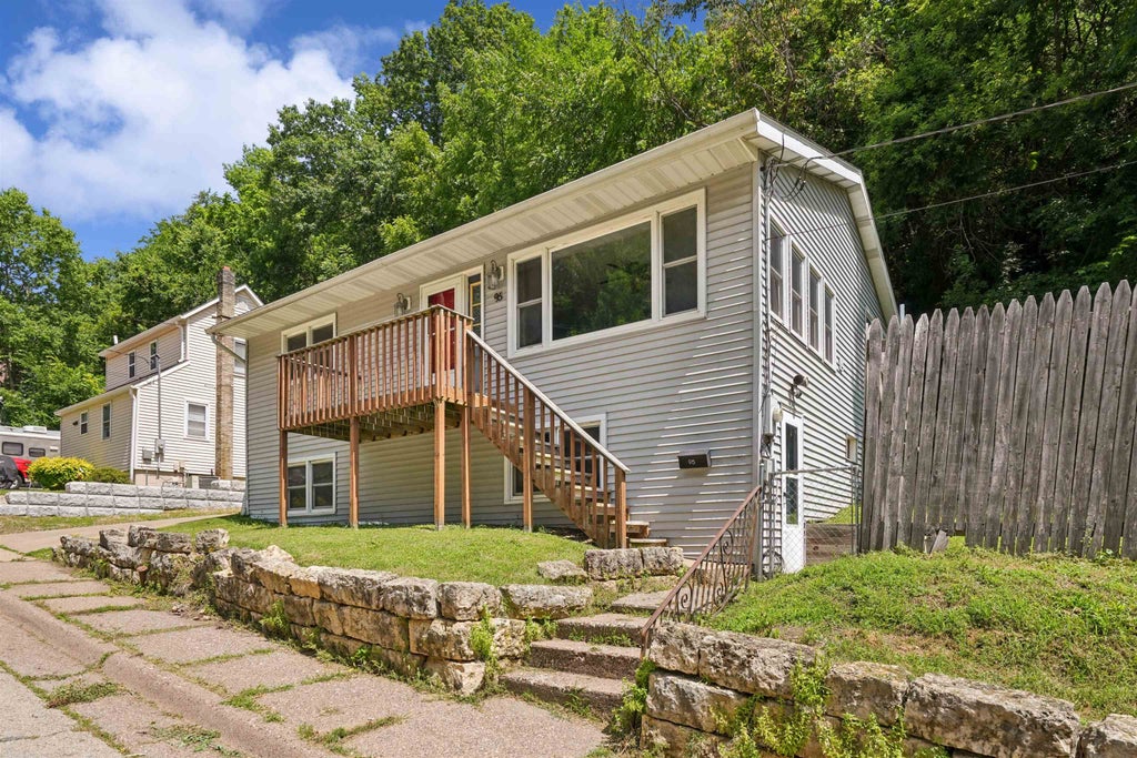 Photo of Dubuque, IA 52003 (MLS # 155151)
