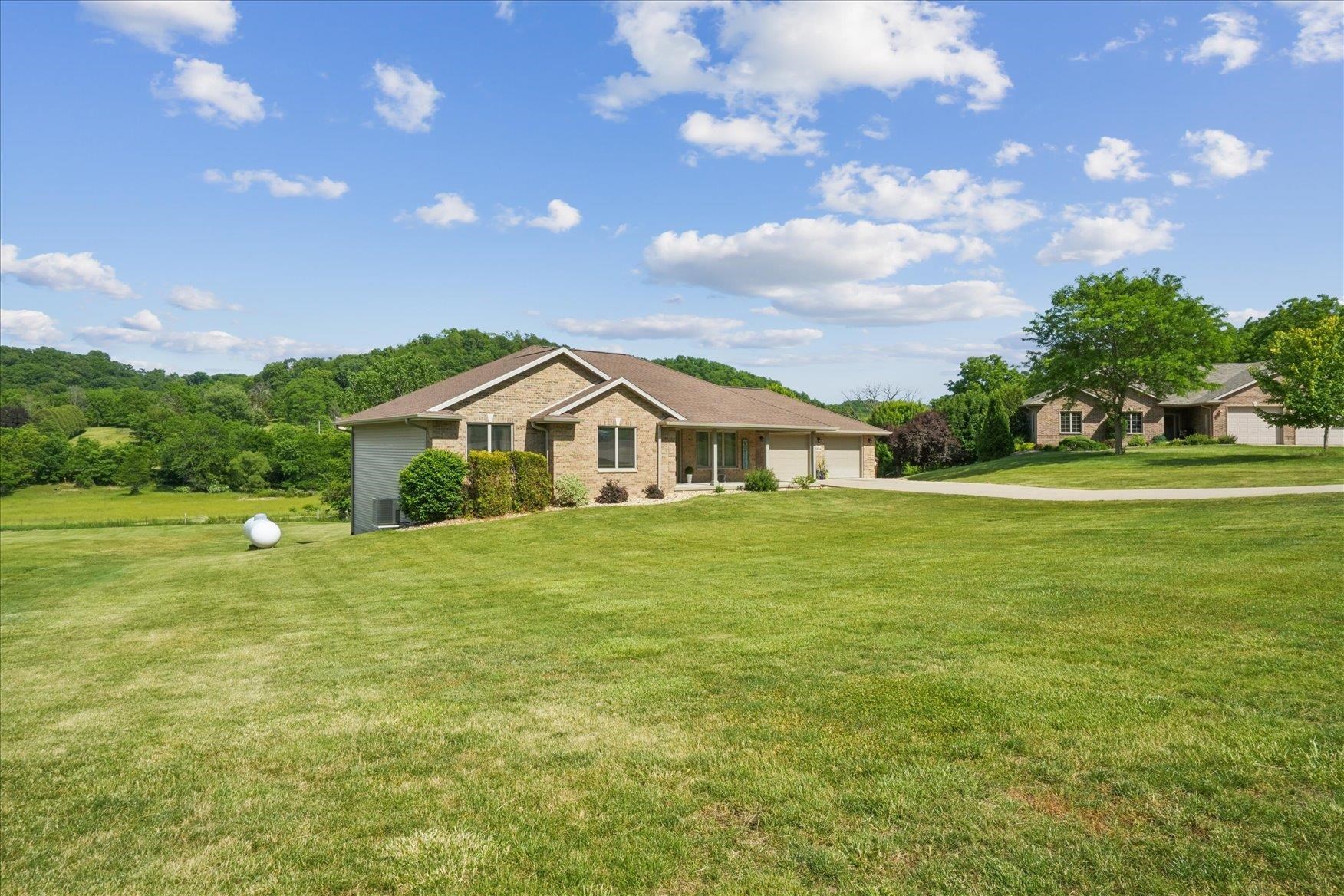 8284 Turkey Valley Lane