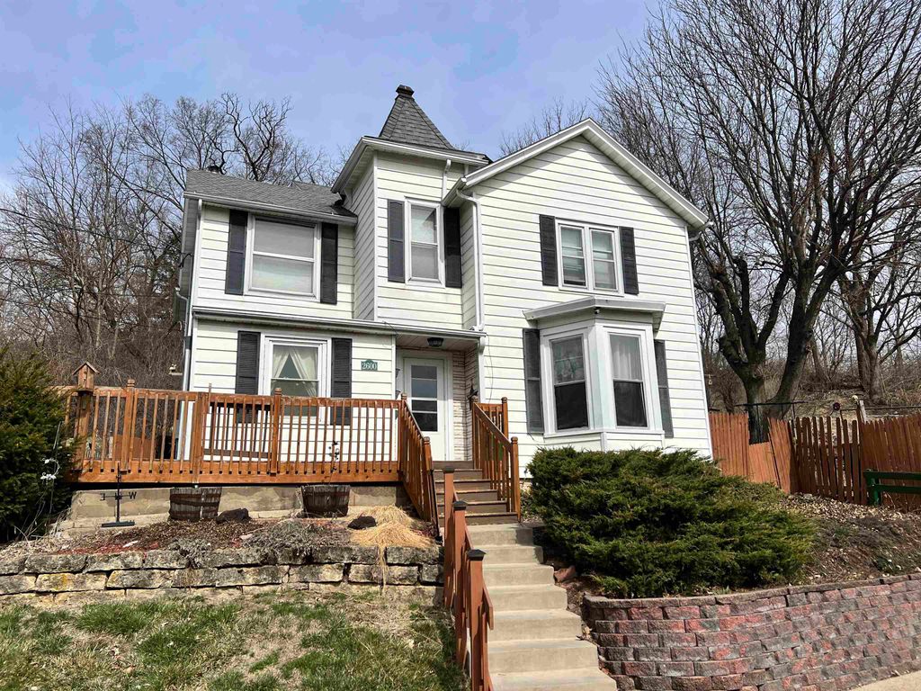 Photo of Dubuque, IA 52001 (MLS # 154314)