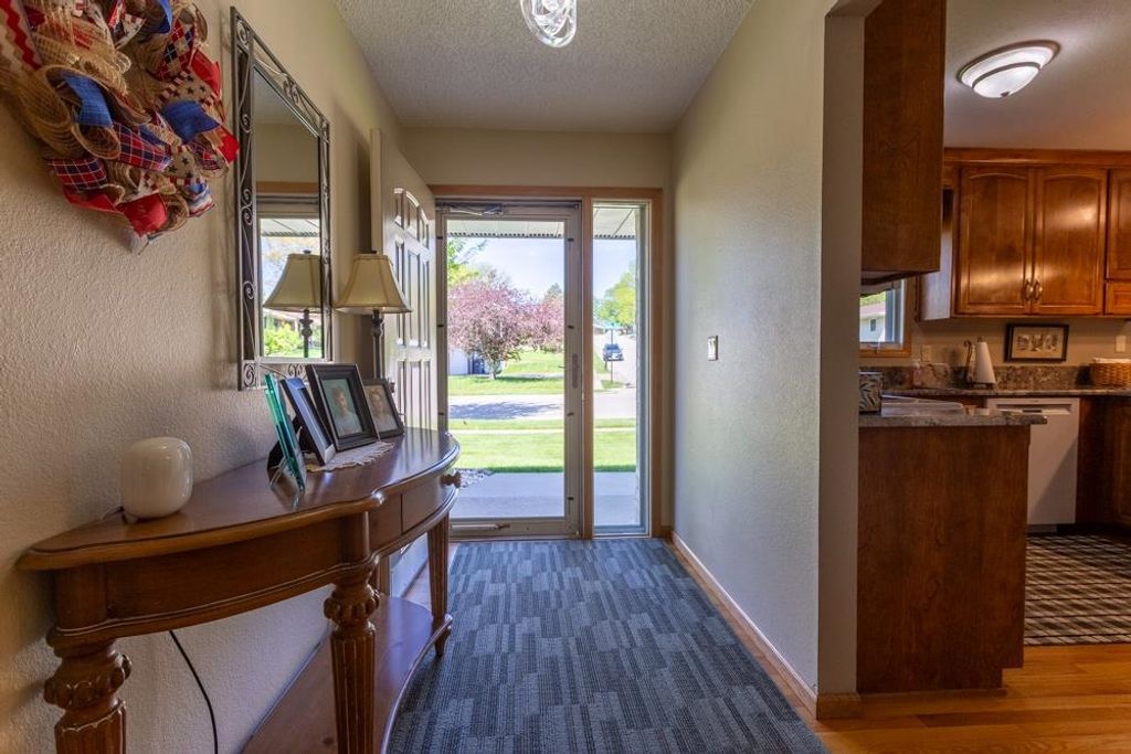 Photo of Dubuque, IA 52002 (MLS # 154547)